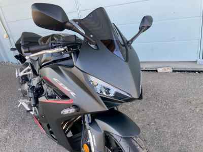 Honda CBR650R 2025