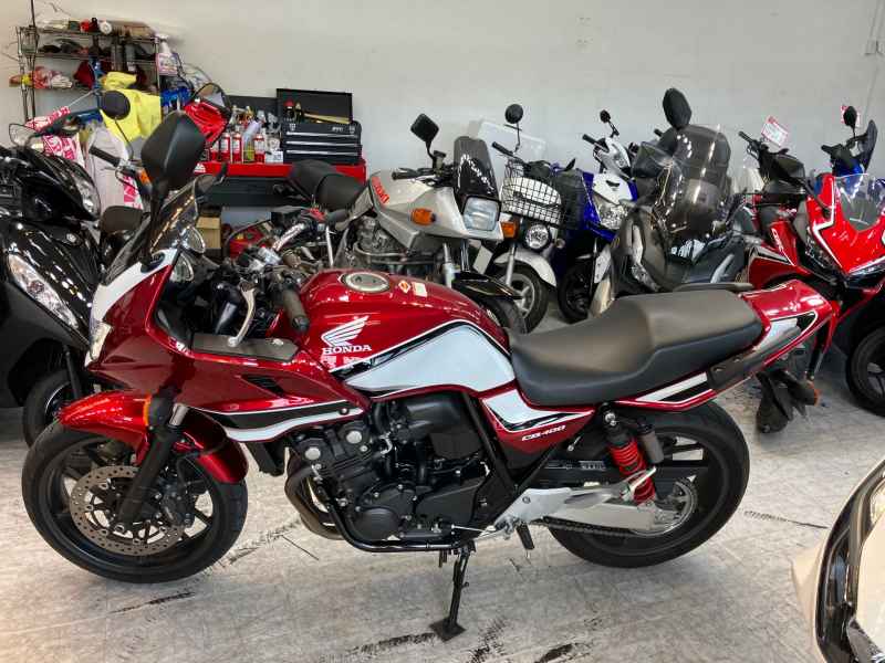 Honda CB400SFV 2022