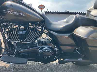 Harley-Davidson Softail FXDRS1870 2019