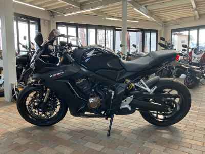 Honda CBR650R 2021