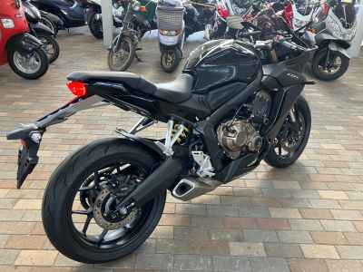 Honda CBR650R 2021