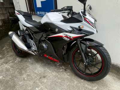 Suzuki GSX250R