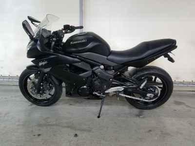 Kawasaki Ninja 400R 2011