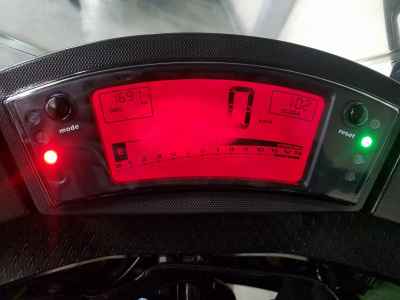 Kawasaki Ninja 400R 2011