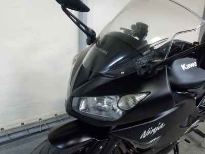 Kawasaki Ninja 400R 2011