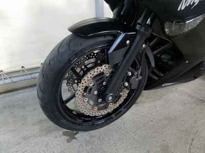 Kawasaki Ninja 400R 2011