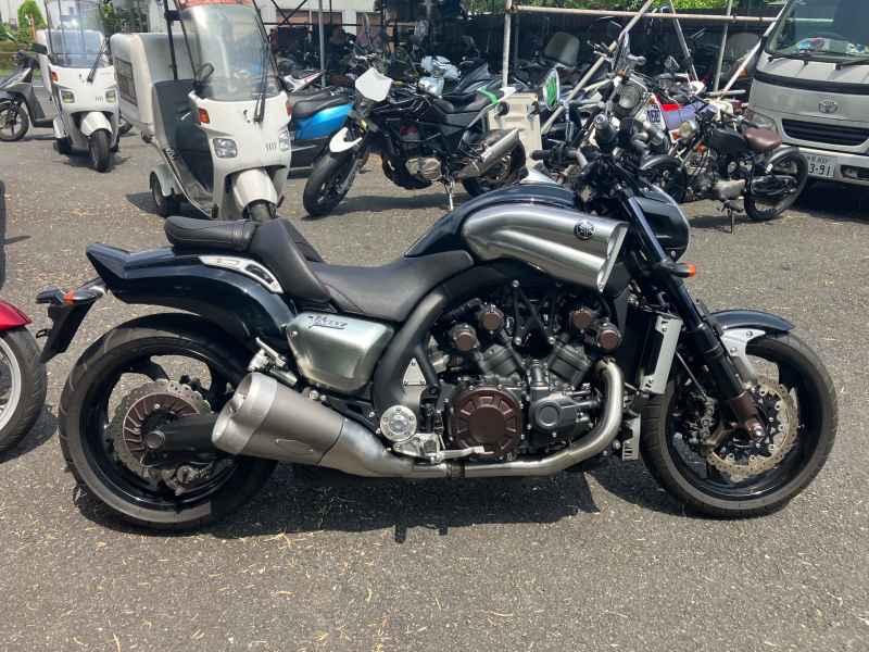 Yamaha V-Max 1200 2010