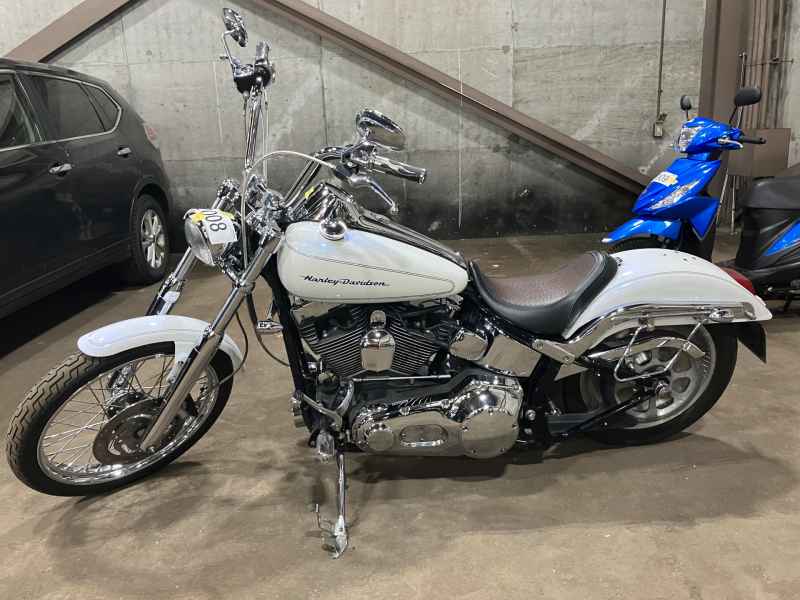Harley-Davidson FXSTDI 2005