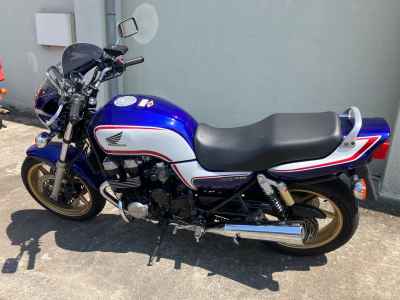 Honda CB750 2006