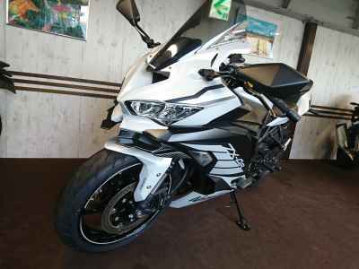 Kawasaki Ninja ZX-4R SE 2024