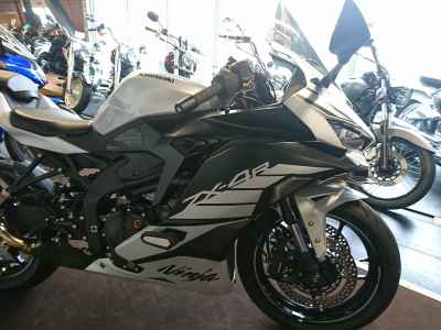 Kawasaki Ninja ZX-4R SE 2024