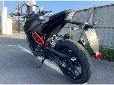 KTM 390 Duke 2023