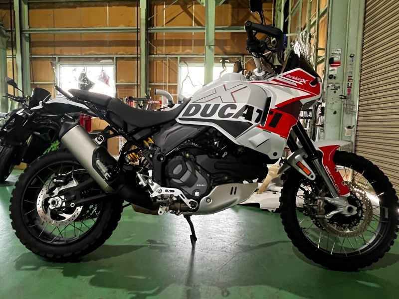 Ducati DesertX 2022