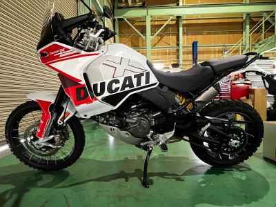 Ducati DesertX 2022