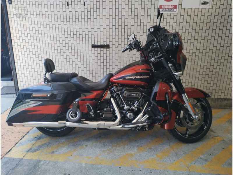 Harley-Davidson Street Glide FLHXSE1800 2018