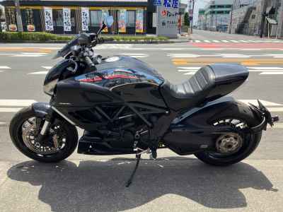 Ducati Diavel 2012