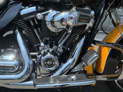 Harley-Davidson Street Glide FLHXSE1800 2022