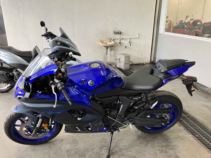 Yamaha YZF-R7 2023