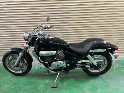 Honda V- Twin Magna