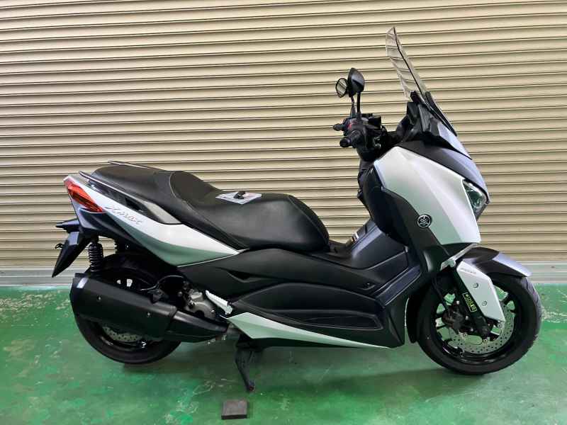 Yamaha XMAX 250
