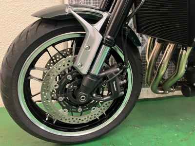 Kawasaki Z900RS 2024