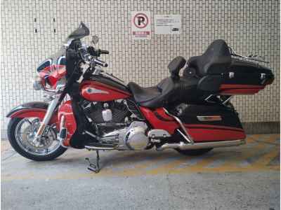 Harley-Davidson Street Glide FLHXSE1800 2015