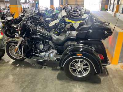 Harley-Davidson FLHTCUTG1690 Trike 2014