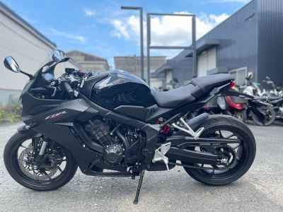 Honda CBR650R 2024