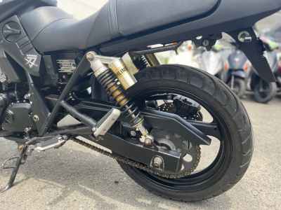 Suzuki GSX250S Katana
