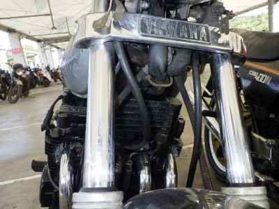 Yamaha XJ550
