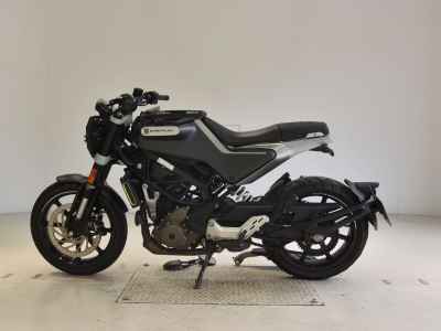 Husqvarna Svartpilen 250 2020
