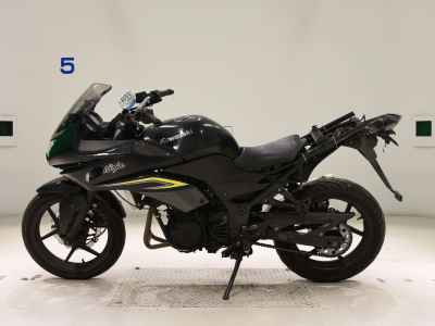 Kawasaki Ninja 250R 2012