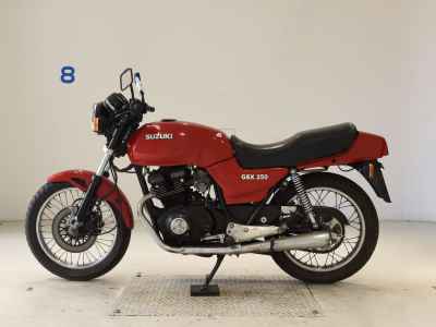 Suzuki GSX250E