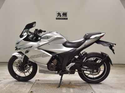 Suzuki Gixxer 250SF