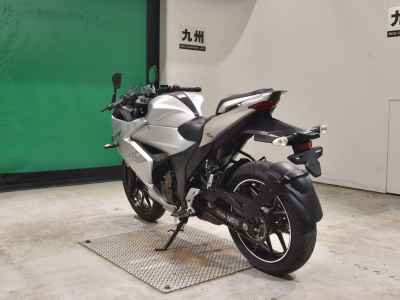 Suzuki Gixxer 250SF