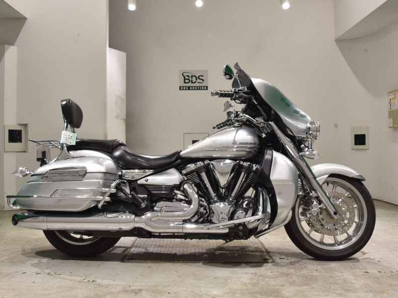 Yamaha XV1900 Stratoliner 2013