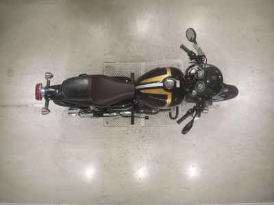 Kawasaki W800 2022