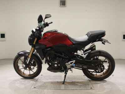 Honda CB250R 2019