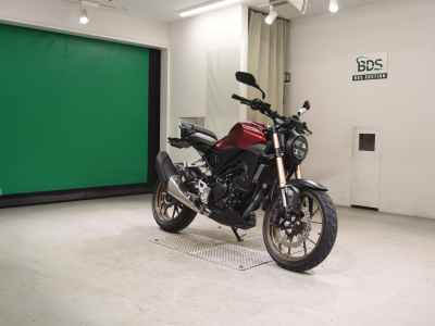 Honda CB250R 2019