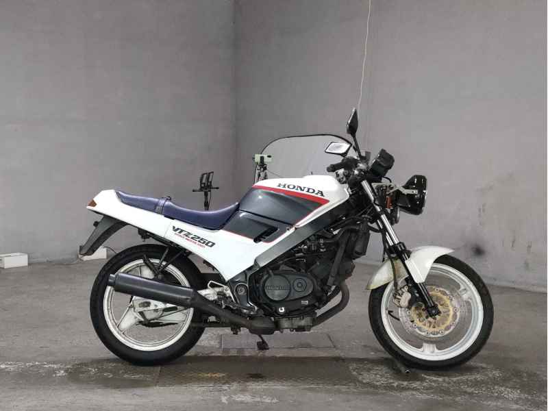 Honda VTZ250