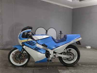 Suzuki GSX-R400
