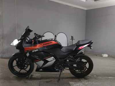 Kawasaki Ninja 250R 2012