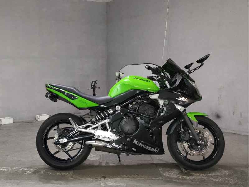 Kawasaki Ninja 400R 2011