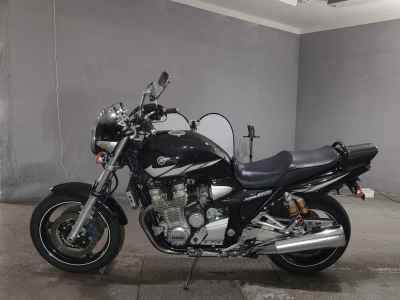 Yamaha XJR1300 2016