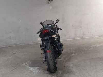 Kawasaki Ninja ZX-6R 2016