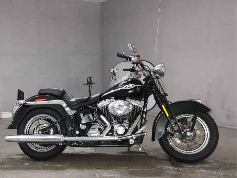 Harley-Davidson FLSTSC1450 2006