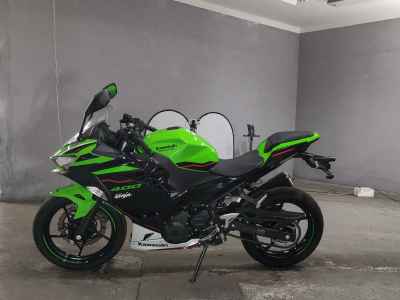 Kawasaki Ninja 400 2021