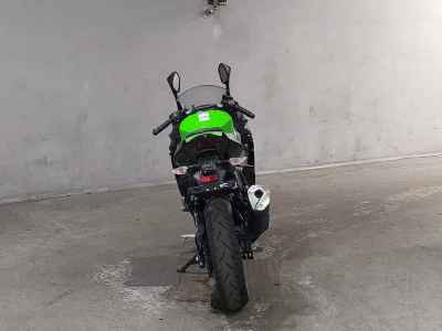 Kawasaki Ninja 400 2021