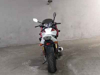 Honda CB400SFV 2015