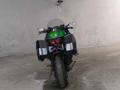 Kawasaki Ninja H2 SX 2018